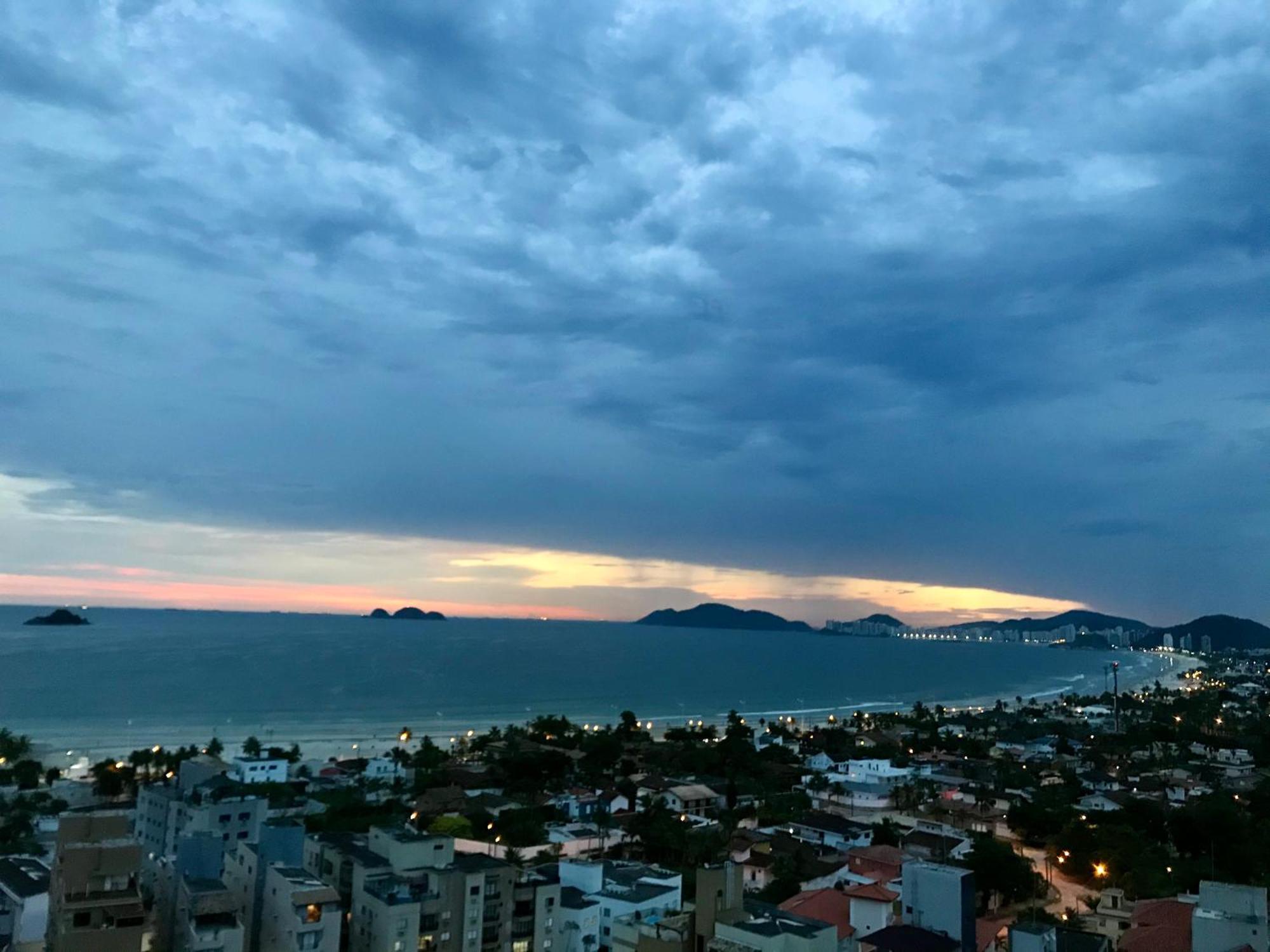 Apt Enseada Vista Mar 瓜鲁雅 外观 照片