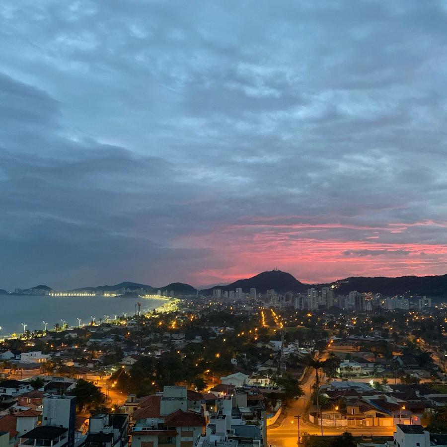Apt Enseada Vista Mar 瓜鲁雅 外观 照片